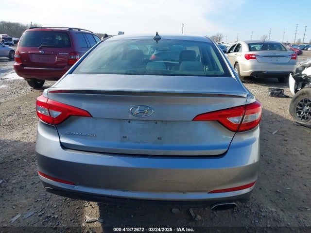 5NPE24AF3GH281976 Hyundai SONATA SE