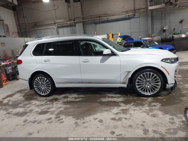 5UXCW2C05N9M59562 BMW X7 Xdrive40i