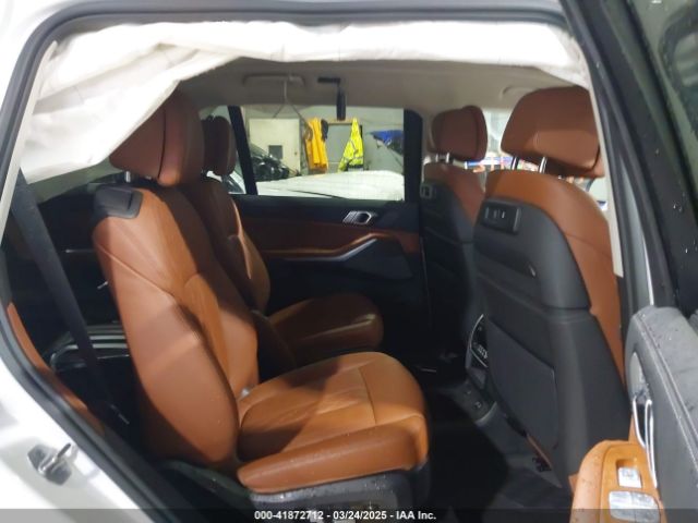5UXCW2C05N9M59562 BMW X7 Xdrive40i