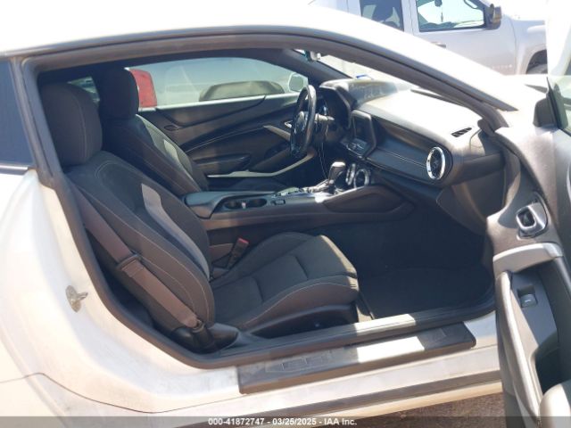 2020 CHEVROLET CAMARO 1G1FB1RS3L0149613 Photo 4