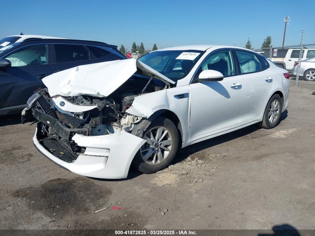 KNAGT4L3XG5105058 KIA Optima Lx