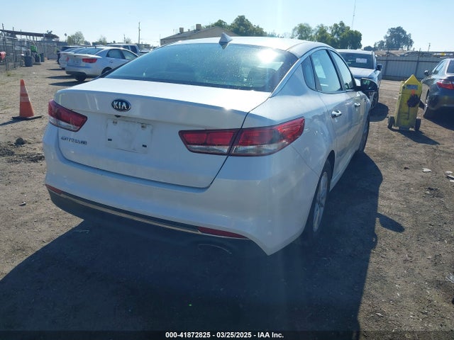 KNAGT4L3XG5105058 KIA Optima Lx