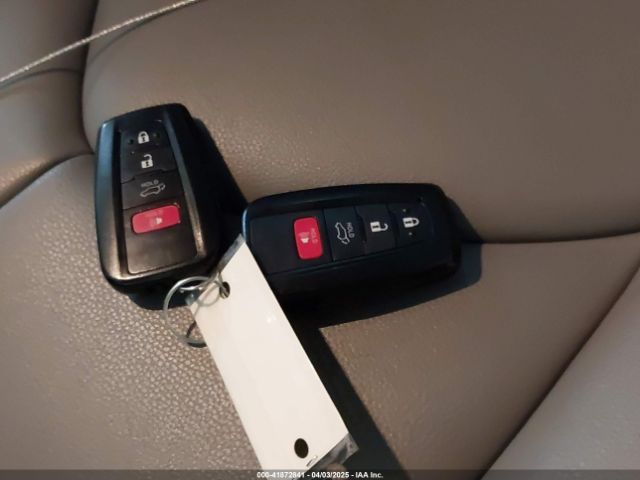 2022 TOYOTA HIGHLANDER 5TDGZRBH8NS194910 Photo 10