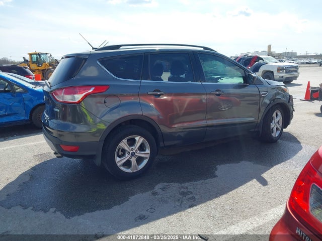 1FMCU0GX0FUA25160 Ford ESCAPE SE