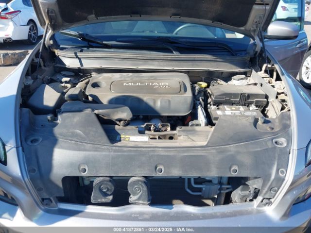 1C4PJMCB7JD501896 Jeep Cherokee Latitude 4x4