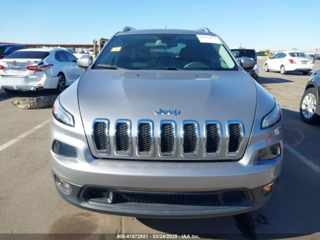 1C4PJMCB7JD501896 Jeep Cherokee Latitude 4x4