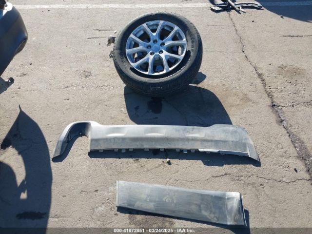 1C4PJMCB7JD501896 Jeep Cherokee Latitude 4x4