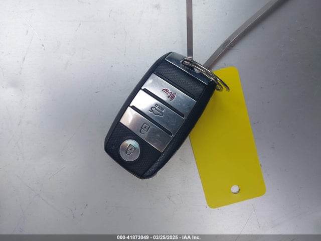 5XXGT4L36KG369501 KIA Optima S