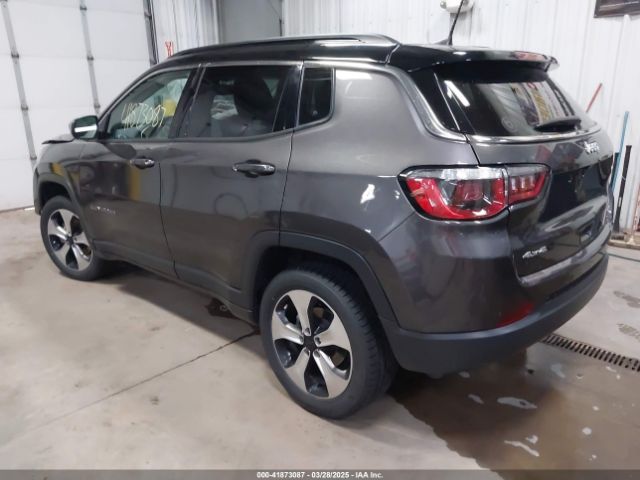3C4NJDBB3KT828901 Jeep Compass Latitude 4x4