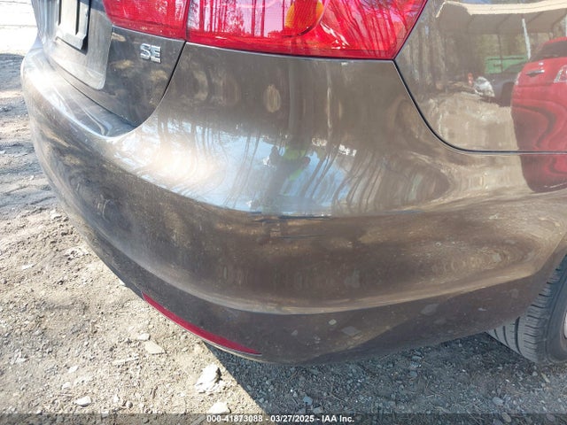 3VWD17AJ1EM361348 Volkswagen Jetta 1.8t Se