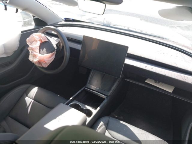 5YJ3E1EA5RF843972 Tesla MODEL 3