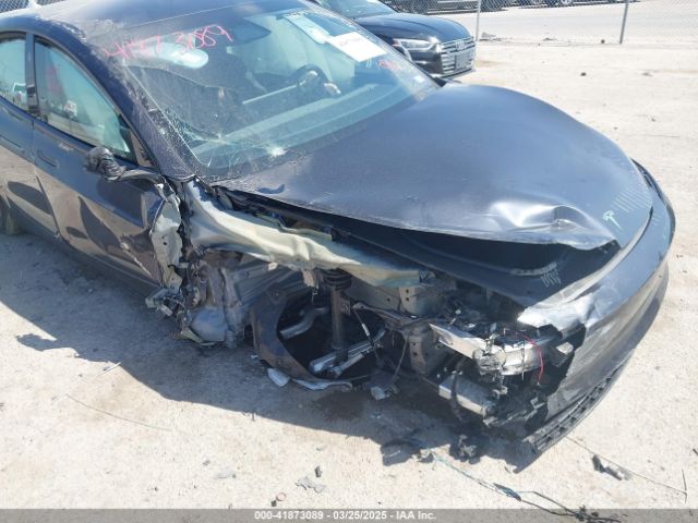 5YJ3E1EA5RF843972 Tesla MODEL 3