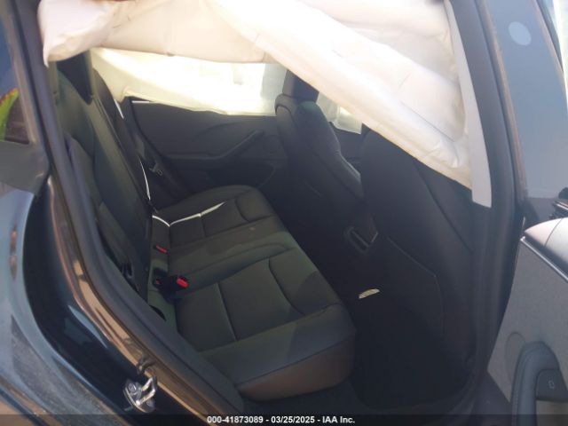 5YJ3E1EA5RF843972 Tesla MODEL 3