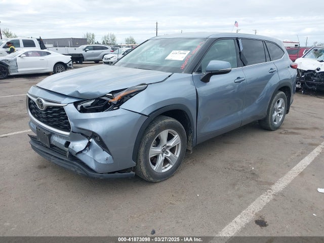 5TDZZRAH3NS118456 Toyota Highlander Le