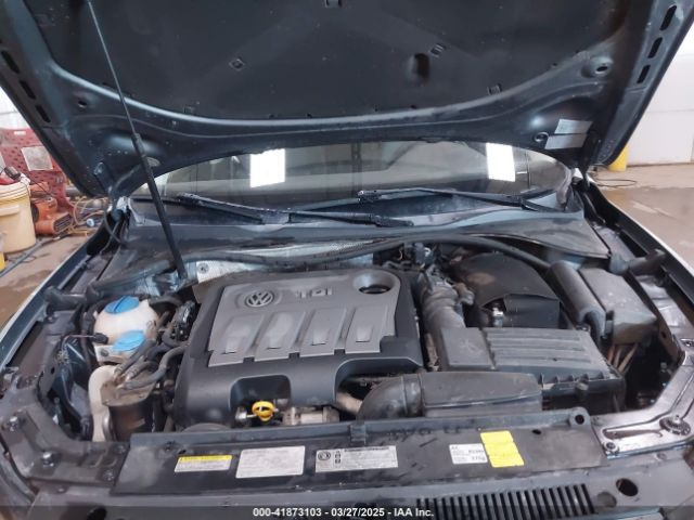 1VWBN7A37EC079178 Volkswagen Passat 2.0l Tdi Se