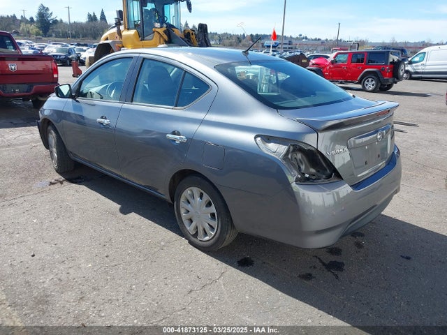 3N1CN7AP4JL839143 Nissan 2018