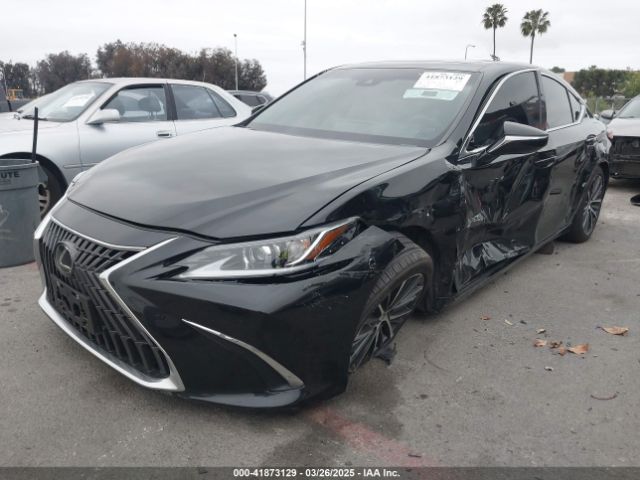 58ADA1C18RU044203 Lexus ES 300H