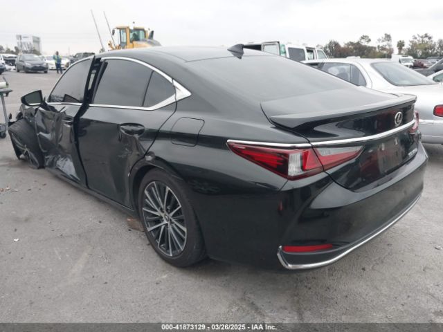 58ADA1C18RU044203 Lexus ES 300H