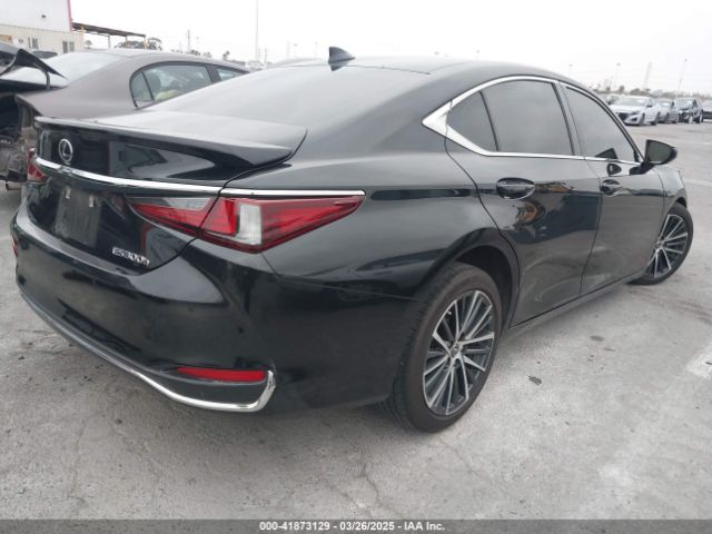 58ADA1C18RU044203 Lexus ES 300H