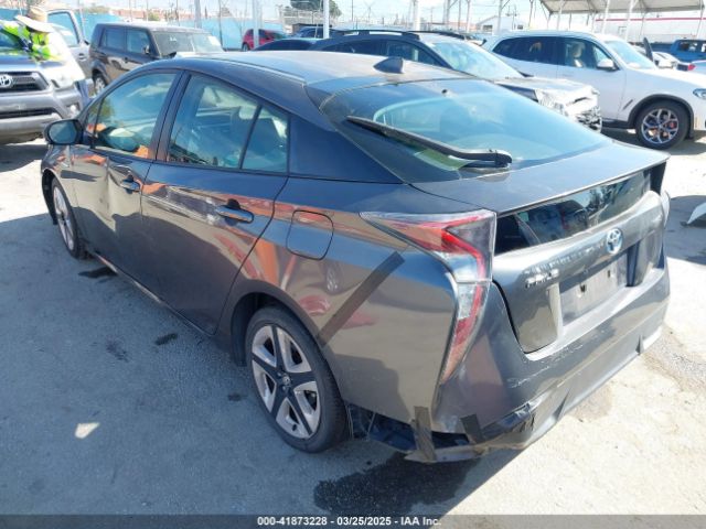 JTDKARFU6G3508681 Toyota Prius Three Touring