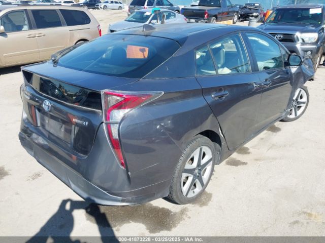 JTDKARFU6G3508681 Toyota Prius Three Touring