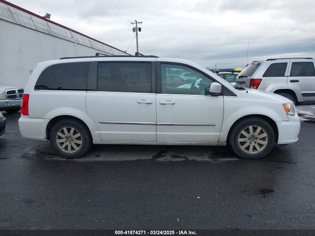 2C4RC1BG1GR291610 Chrysler Town and Country