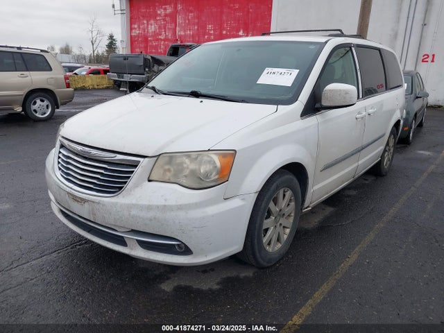 2C4RC1BG1GR291610 Chrysler Town and Country