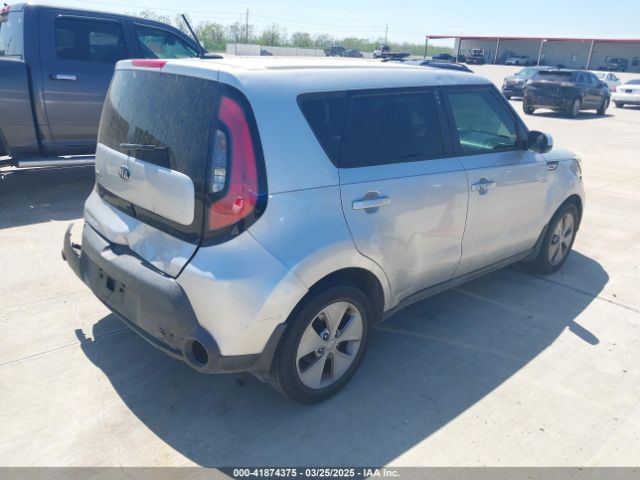 KNDJN2A26F7817166 KIA Soul