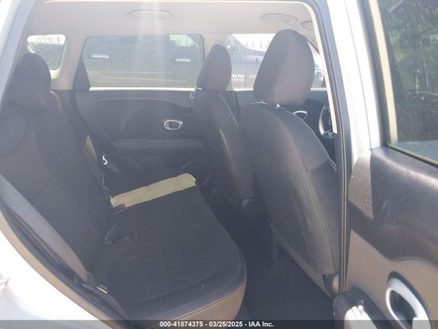 KNDJN2A26F7817166 KIA Soul
