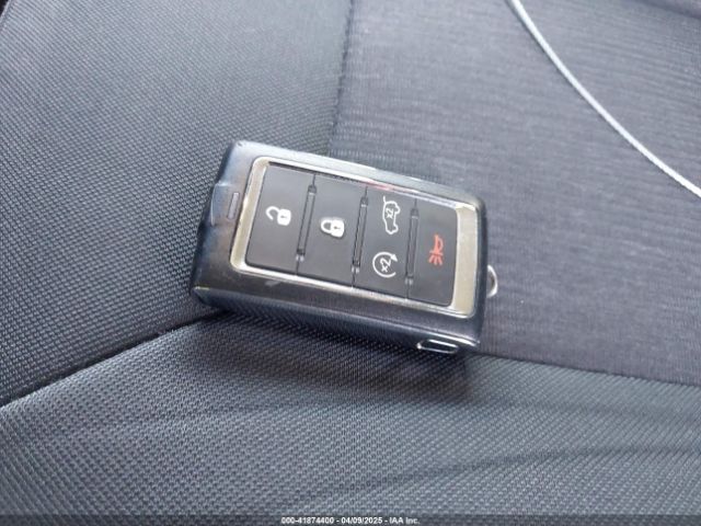 1C4RJKAG7R8920752 Jeep Grand Cherokee L Laredo 4x4