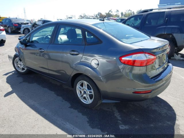 3FADP4BJ3KM155397 Ford FIESTA SE
