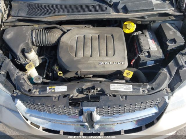 2C4RDGBG3FR658800 Dodge Grand Caravan Se