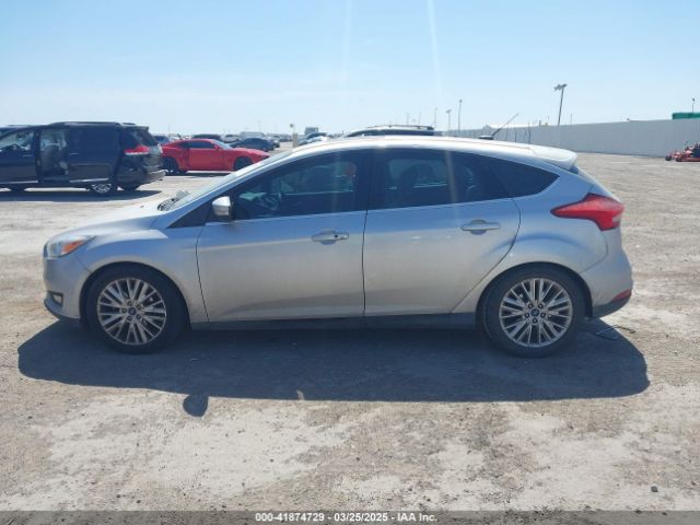 1FADP3N21JL325951 Ford Focus Titanium