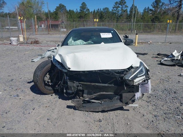 JN1EV7EK5JM340350 Infiniti Q60 3.0t Luxe