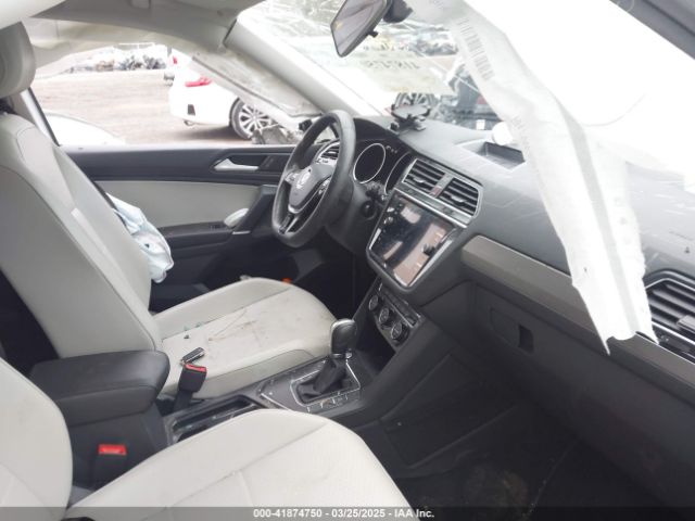 3VV3B7AX4JM066790 Volkswagen Tiguan 2.0t Se/2.0t Sel