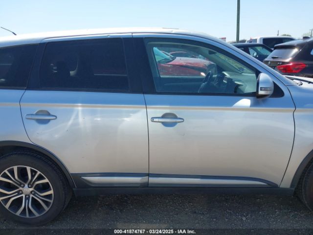 JA4AD3A32GZ016879 Mitsubishi Outlander Se