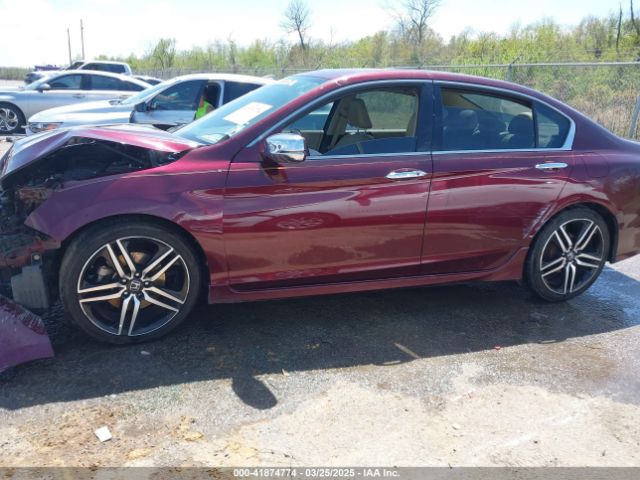 1HGCR3F9XHA011153 Honda Accord Touring V6