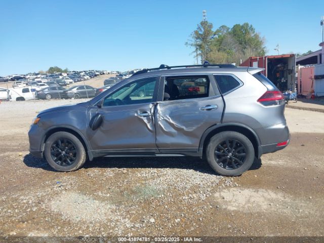 5N1AT2MT5JC730462 Nissan ROGUE SV