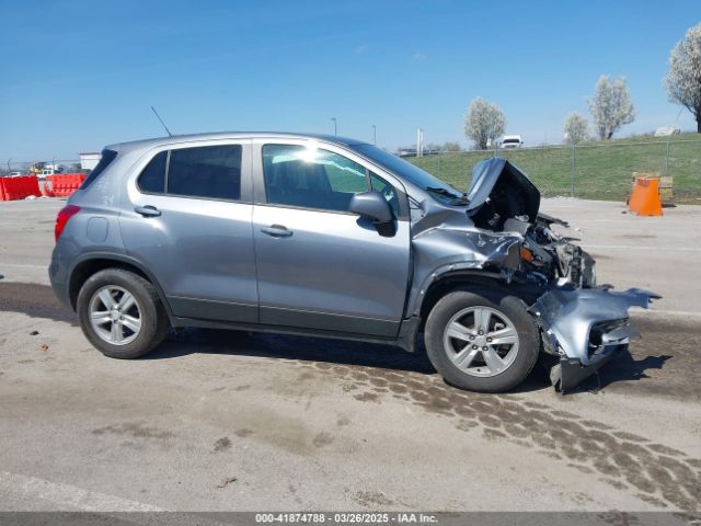 3GNCJKSB2LL303736 Chevrolet Trax Fwd Ls
