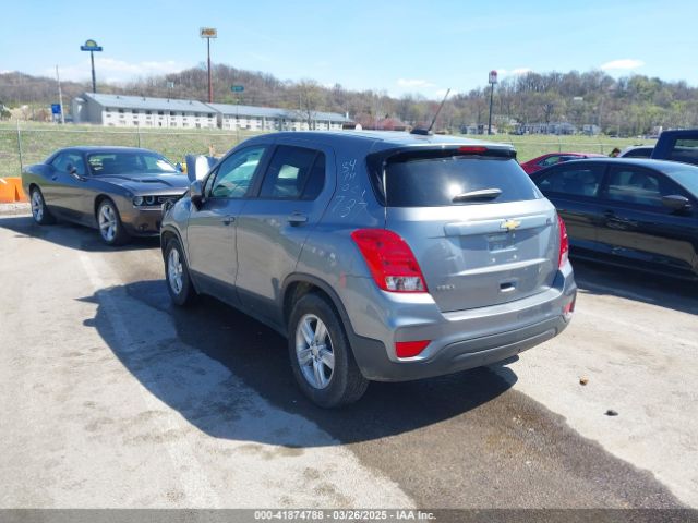 3GNCJKSB2LL303736 Chevrolet Trax Fwd Ls