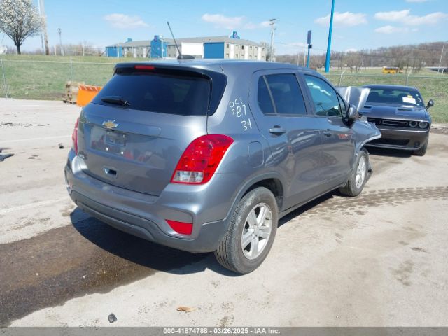 3GNCJKSB2LL303736 Chevrolet Trax Fwd Ls