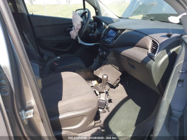 3GNCJKSB2LL303736 Chevrolet Trax Fwd Ls