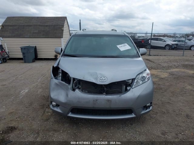 5TDYZ3DC5HS876635 Toyota Sienna Xle Premium 8 Passenger
