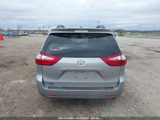 5TDYZ3DC5HS876635 Toyota Sienna Xle Premium 8 Passenger