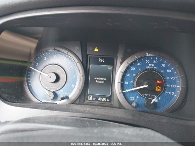 5TDYZ3DC5HS876635 Toyota Sienna Xle Premium 8 Passenger