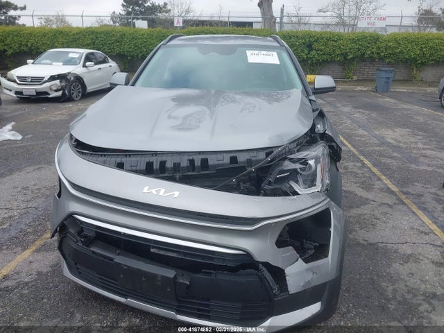 KNDCP3LE5P5090549 KIA NIRO LX