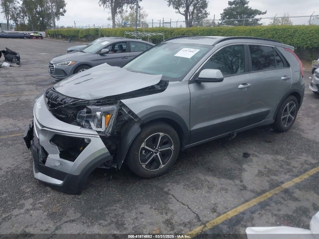KNDCP3LE5P5090549 KIA NIRO LX