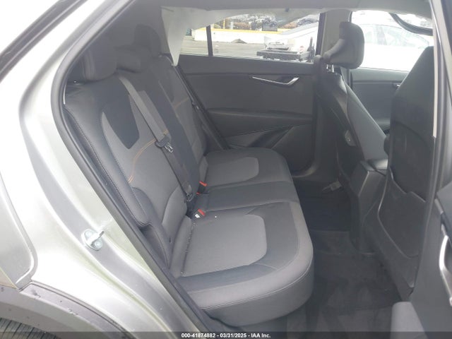 KNDCP3LE5P5090549 KIA NIRO LX