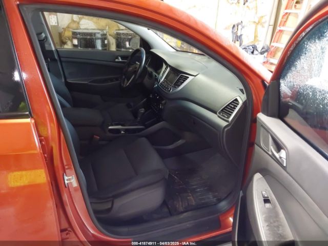 KM8J33A23HU546840 Hyundai Tucson Value
