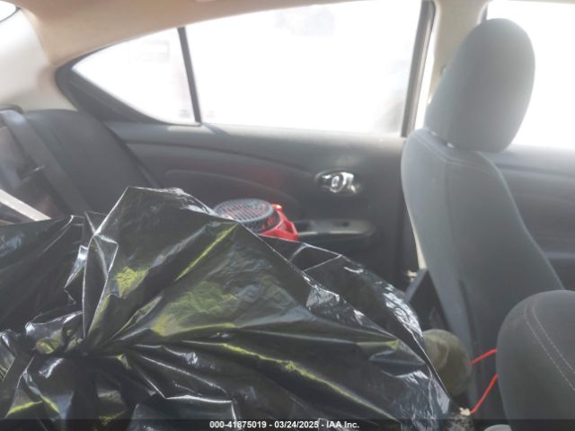 3N1CN7AP4HL806282 Nissan Versa